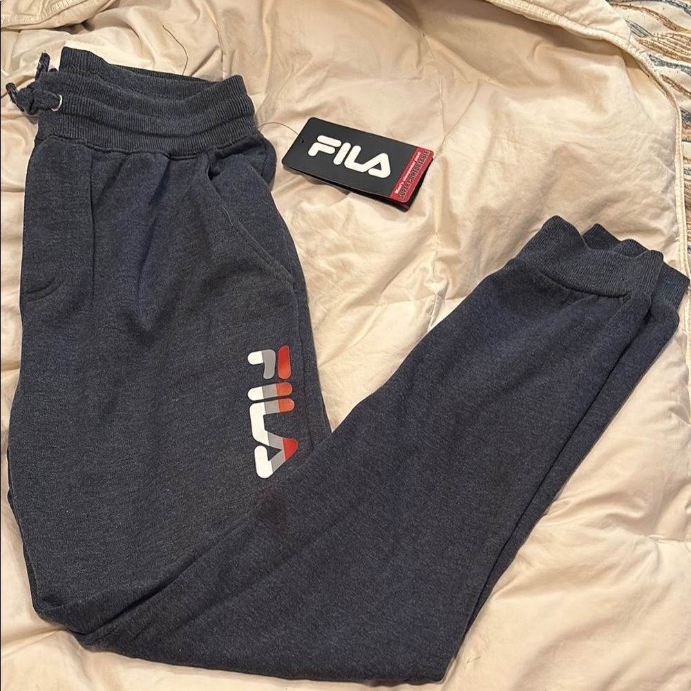 Fila Charcoal Joggers with Logo. Men’s medium